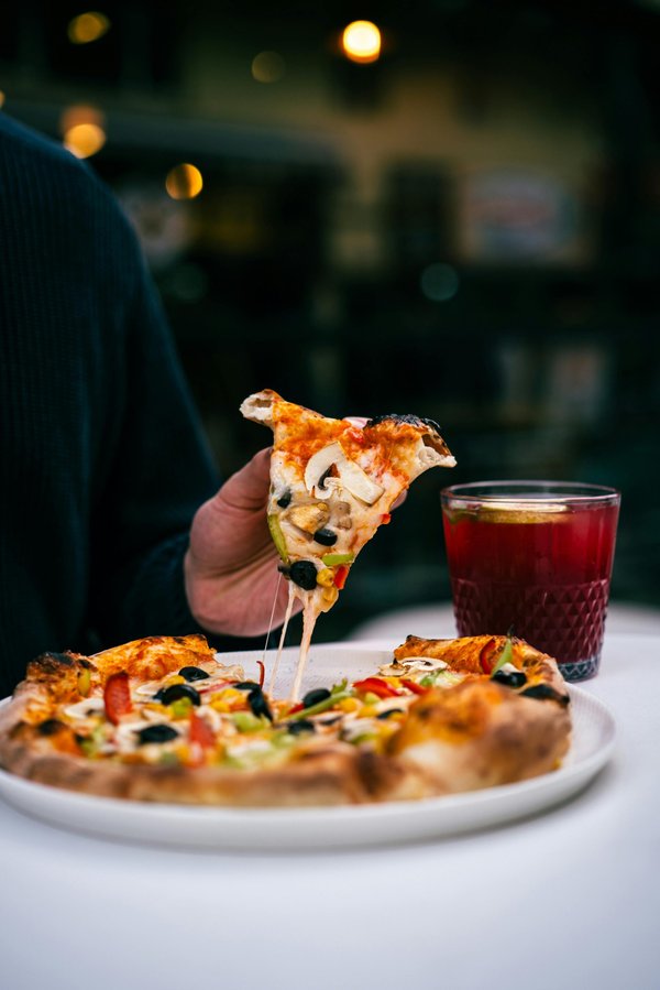 Délices de Pizzas Halloween : Des recettes sucrées-salées ensorcelantes !